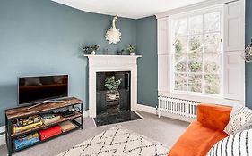 Beautiful Central 2 Bed Flat